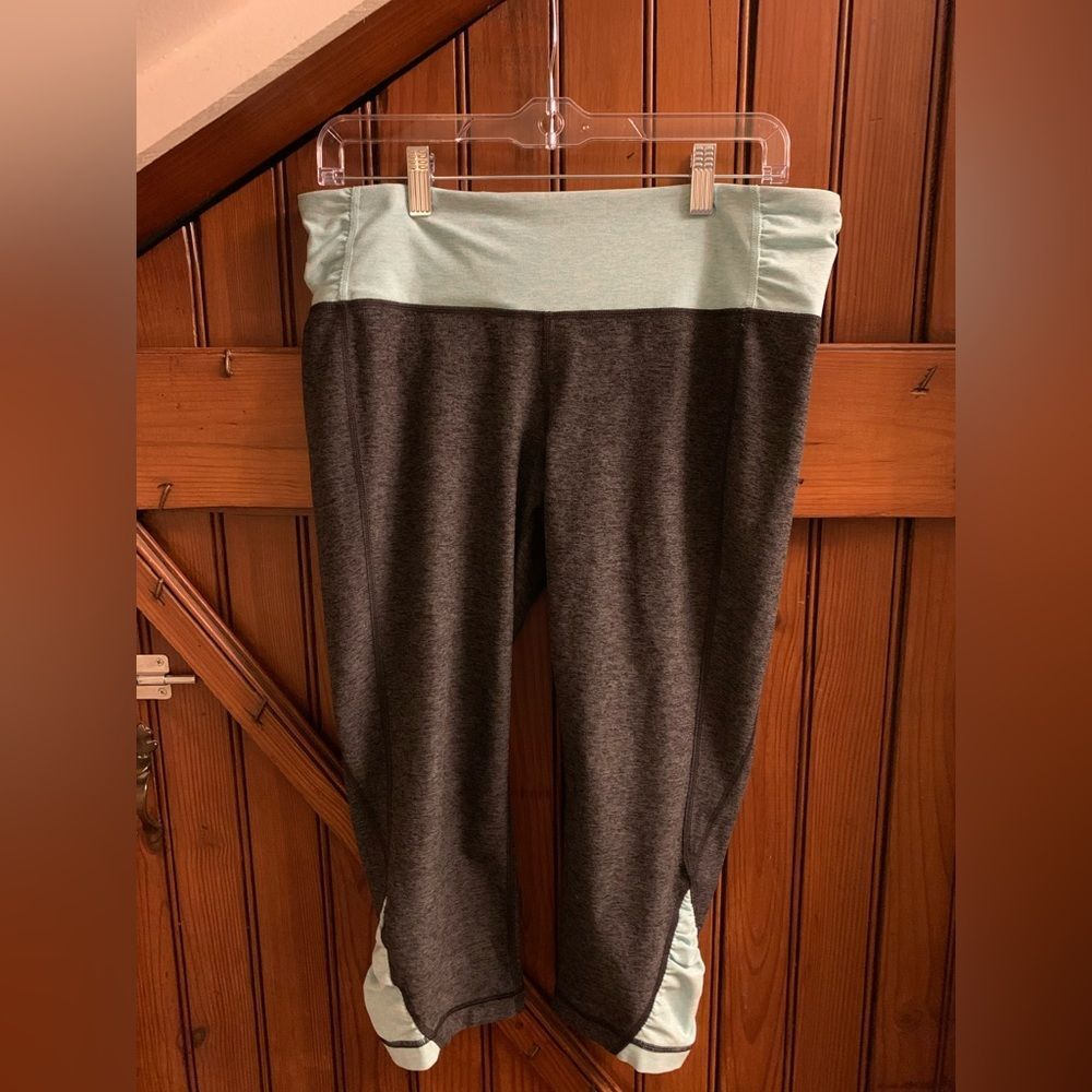 Under Armour ActiveWear Size L